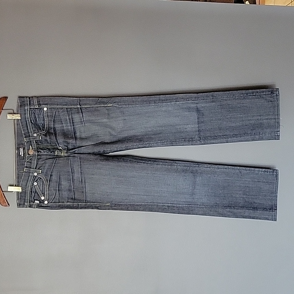 ROCK & REPUBLIC Straight Leg Jeans Size 27